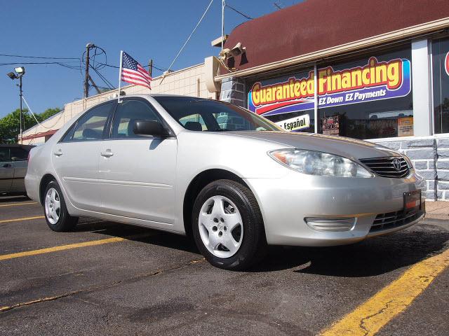 Photo of 2005 Toyota Camry