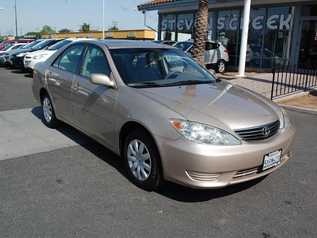 Photo of 2005 Toyota Camry