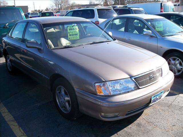 Photo of 1998 Toyota Avalon