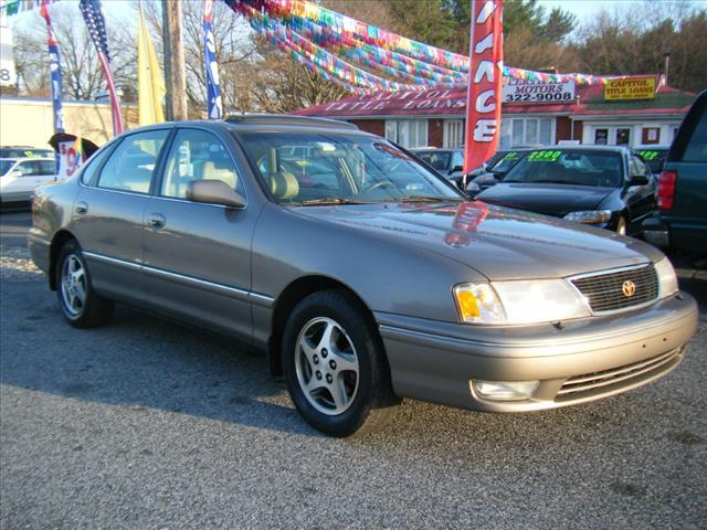 Photo of 1999 Toyota Avalon