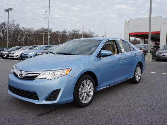 Photo of 2012 Toyota Camry