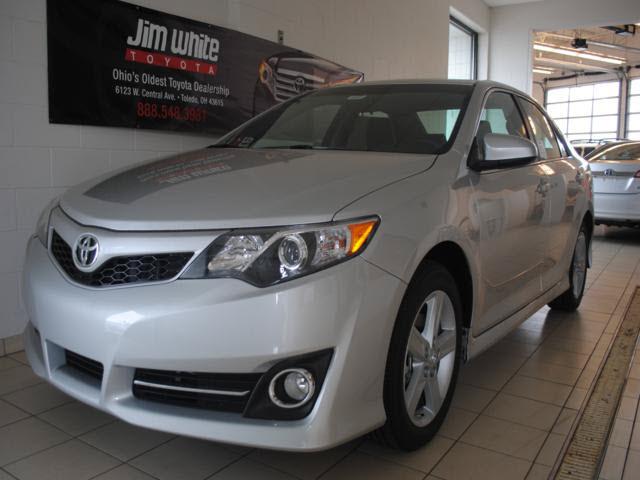 Photo of 2012 Toyota Camry