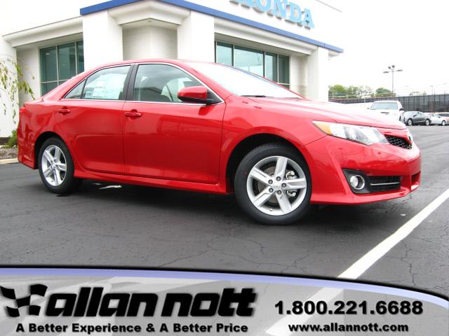 Photo of 2012 Toyota Camry