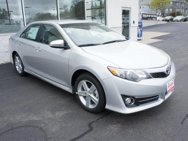 Photo of 2012 Toyota Camry
