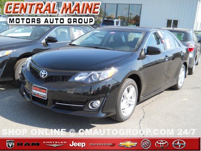 Photo of 2012 Toyota Camry