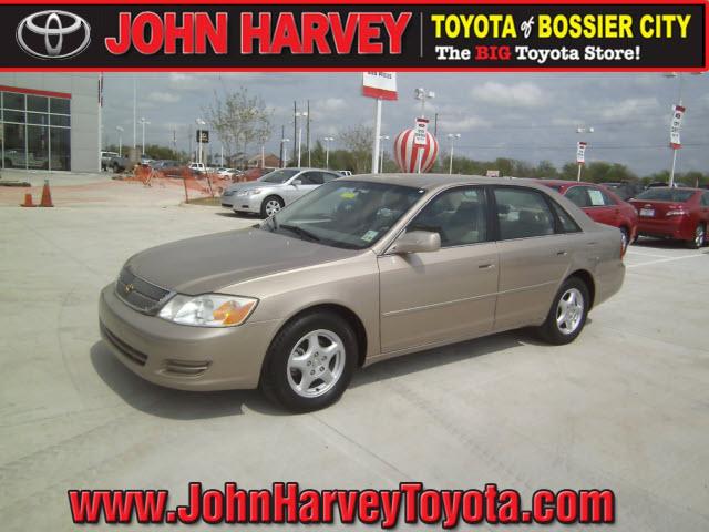Photo of 2001 Toyota Avalon