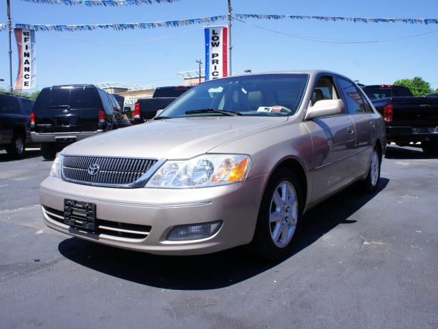 Photo of 2000 Toyota Avalon
