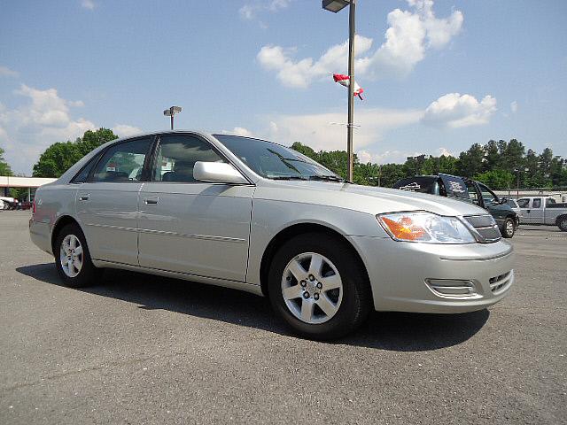 Photo of 2002 Toyota Avalon
