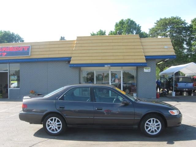Photo of 2001 Toyota Camry