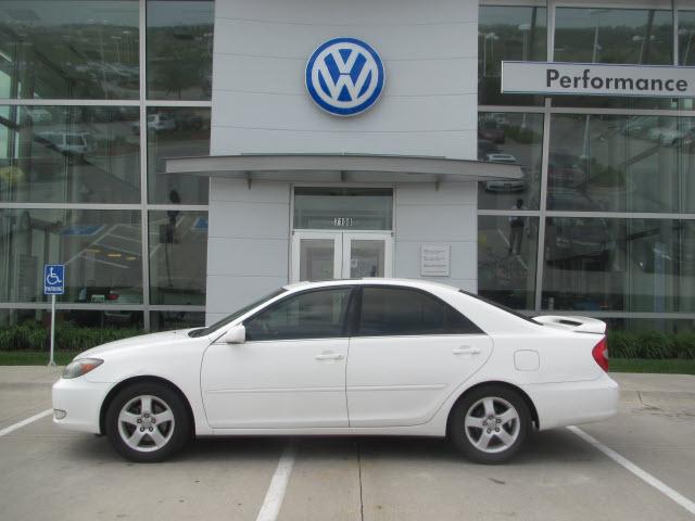 Photo of 2002 Toyota Camry