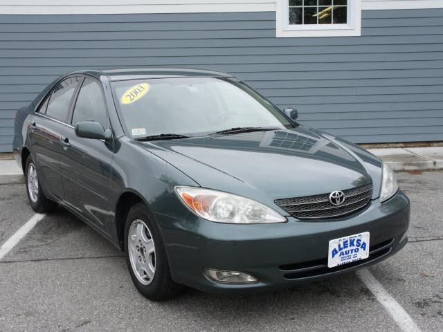 Photo of 2003 Toyota Camry