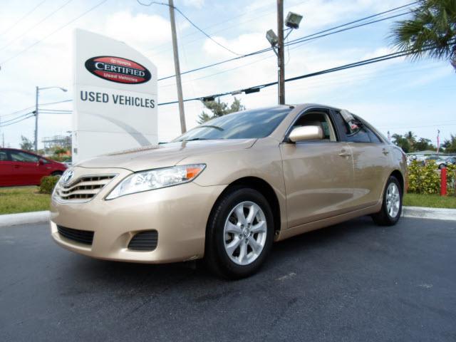 Photo of 2011 Toyota Camry