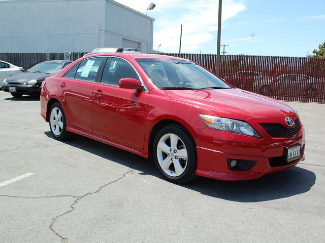 Photo of 2011 Toyota Camry