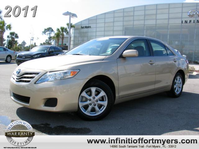 Photo of 2011 Toyota Camry