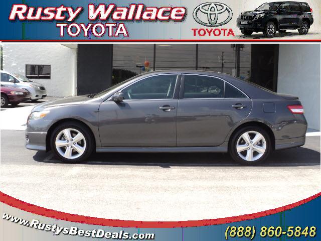 Photo of 2011 Toyota Camry