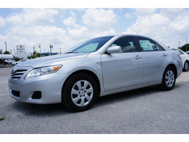 Photo of 2011 Toyota Camry