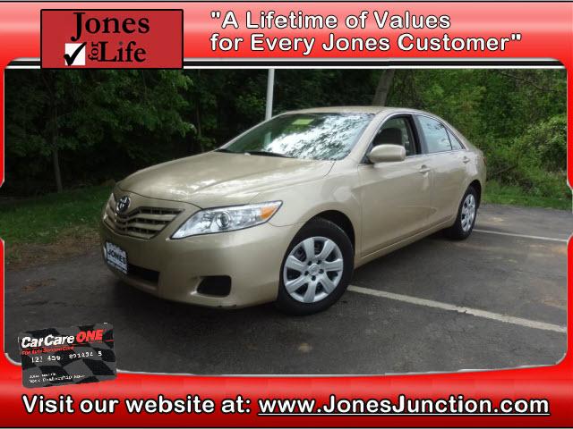 Photo of 2010 Toyota Camry