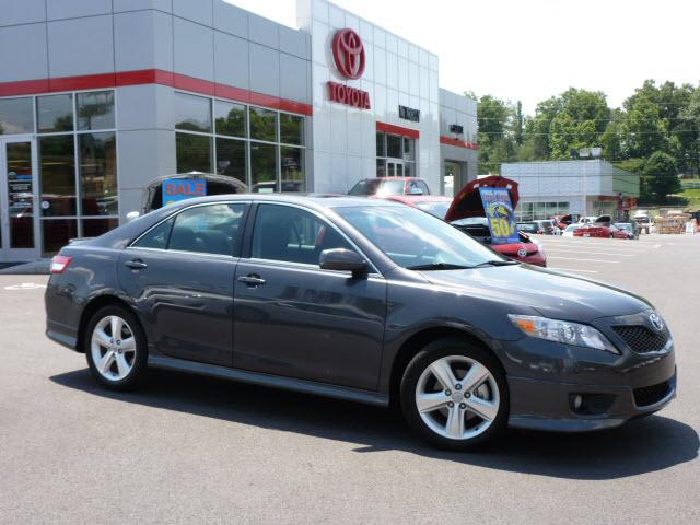 Photo of 2011 Toyota Camry