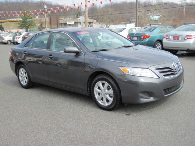 Photo of 2011 Toyota Camry