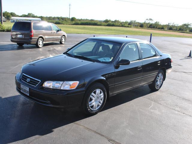 Photo of 2001 Toyota Camry