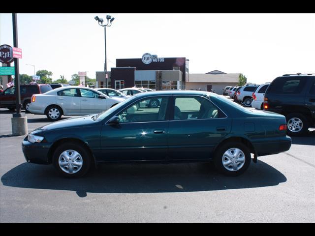 Photo of 1997 Toyota Camry