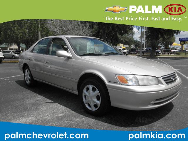 Photo of 2001 Toyota Camry