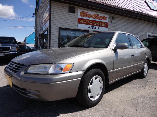 Photo of 1999 Toyota Camry