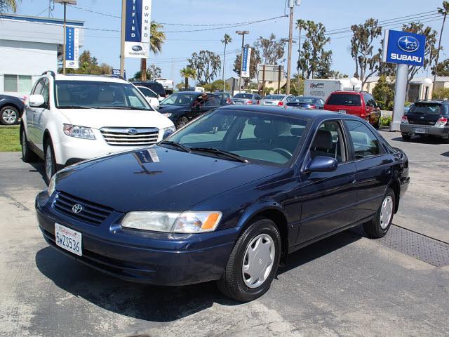 Photo of 1999 Toyota Camry