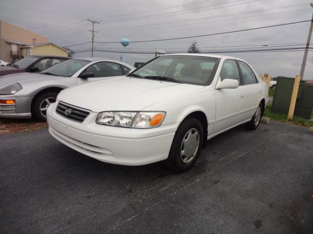 Photo of 2000 Toyota Camry