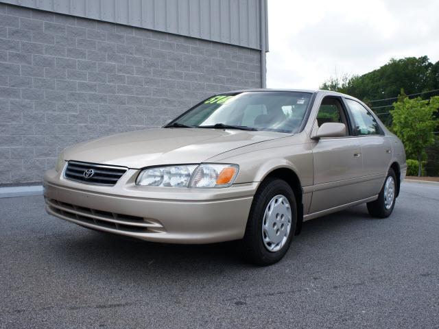 Photo of 2000 Toyota Camry