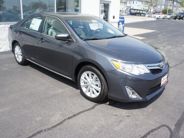Photo of 2012 Toyota Camry