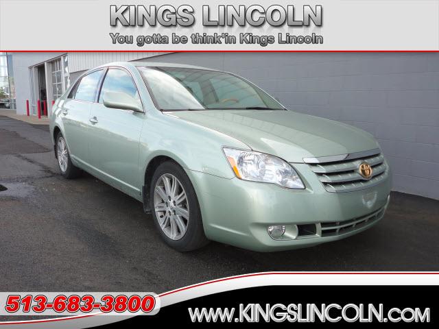 Photo of 2005 Toyota Avalon