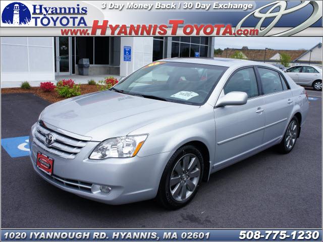 Photo of 2006 Toyota Avalon