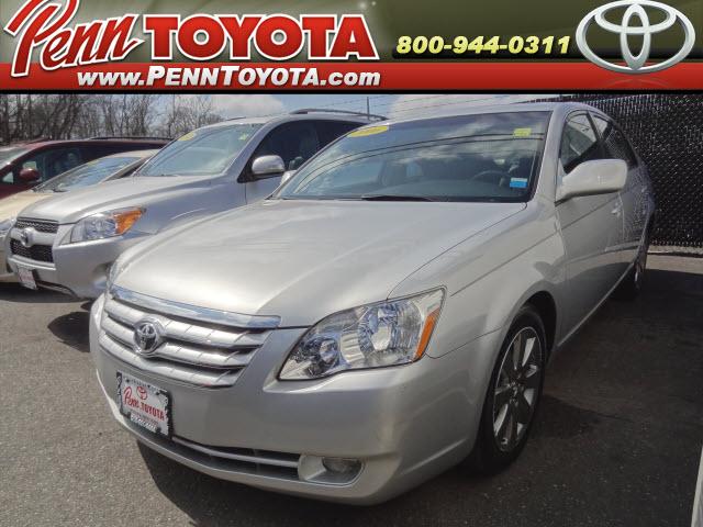 Photo of 2006 Toyota Avalon
