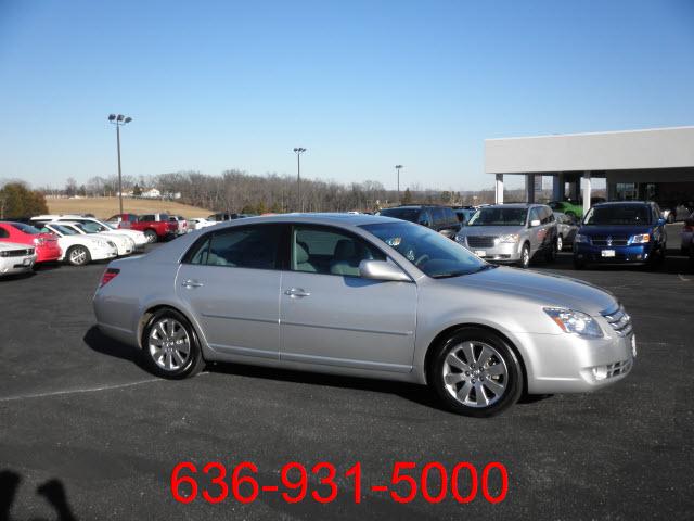 Photo of 2006 Toyota Avalon