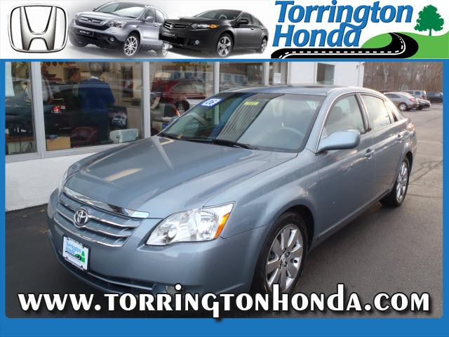 Photo of 2006 Toyota Avalon