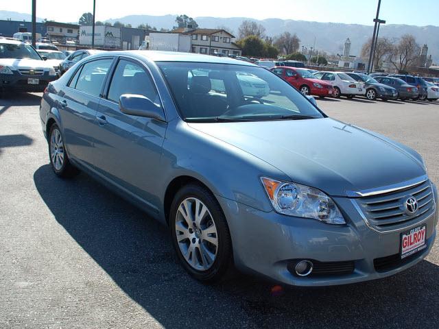 Photo of 2008 Toyota Avalon