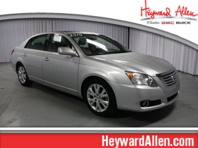 Photo of 2010 Toyota Avalon