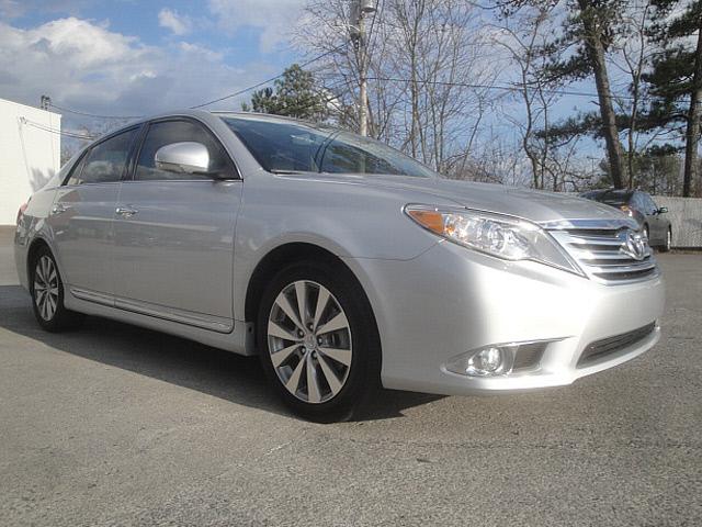 Photo of 2011 Toyota Avalon