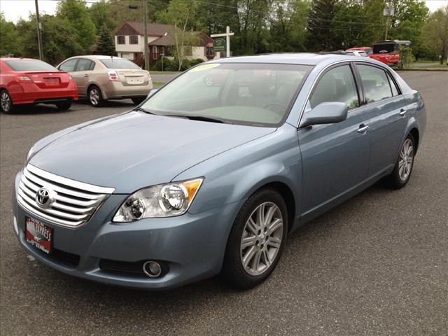 Photo of 2010 Toyota Avalon