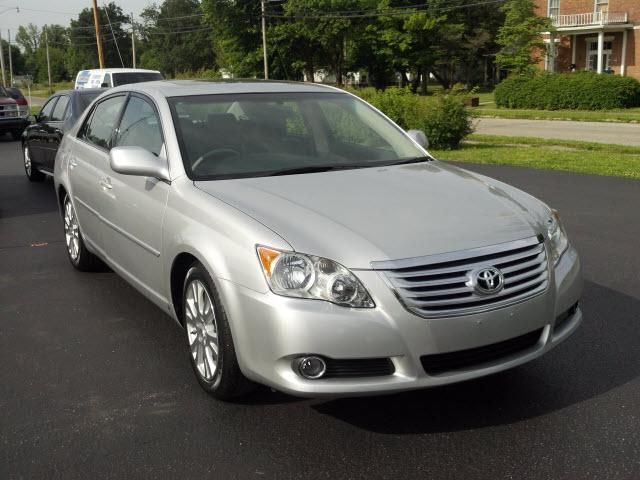 Photo of 2010 Toyota Avalon