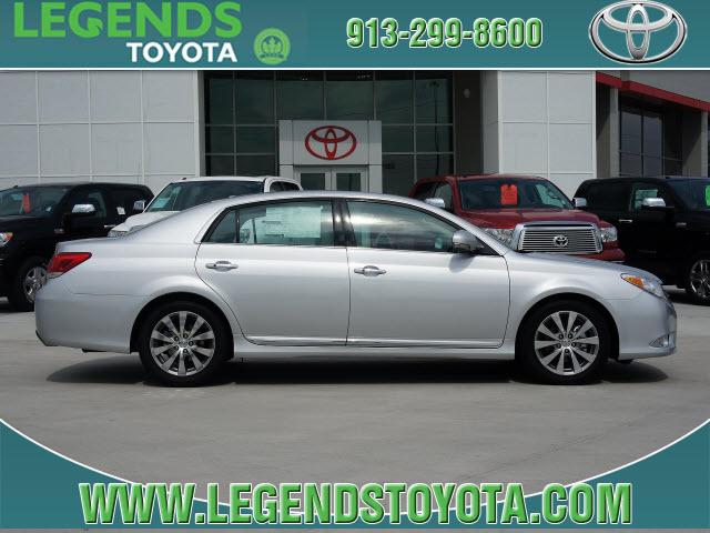Photo of 2012 Toyota Avalon