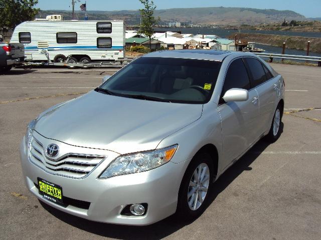 Photo of 2010 Toyota Camry