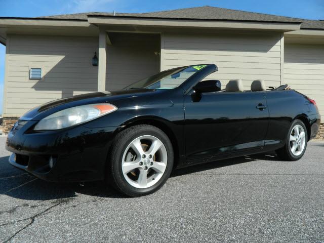 Photo of 2004 Toyota Solara