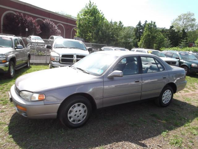 Photo of 1995 Toyota CAMRY