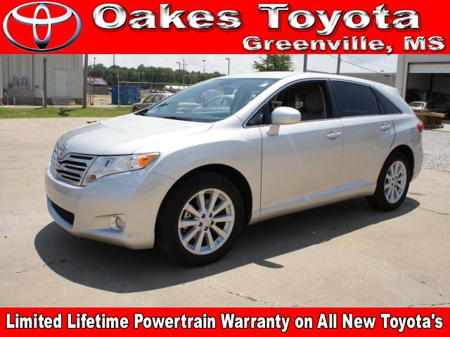 Photo of 2010 Toyota Venza