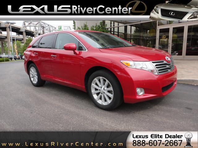 Photo of 2010 Toyota Venza