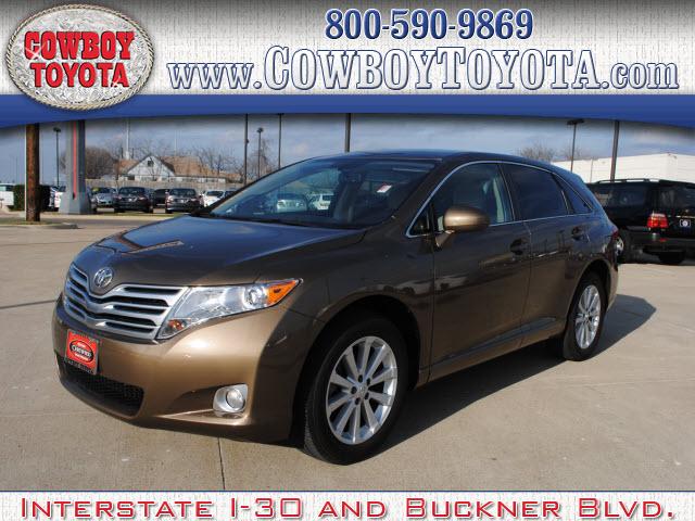 Photo of 2010 Toyota Venza