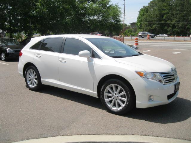 Photo of 2010 Toyota Venza