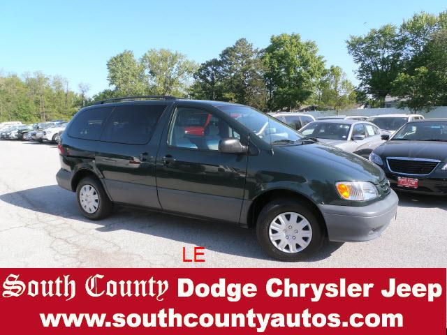 Photo of 2002 Toyota Sienna
